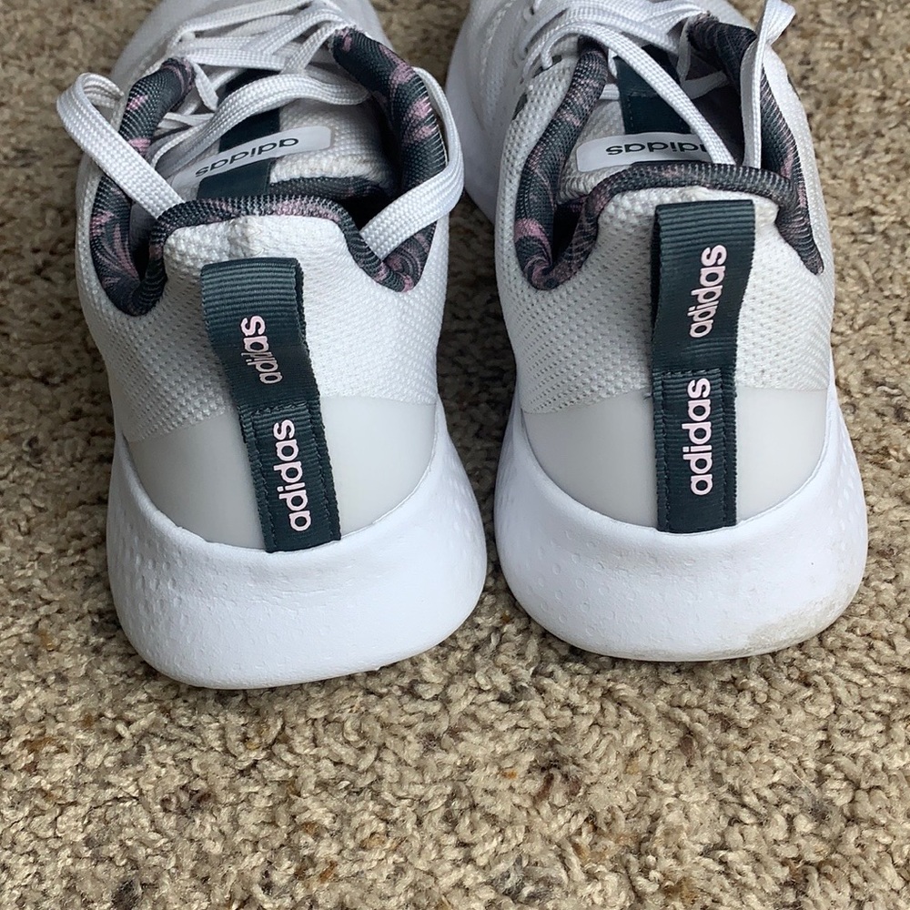 Adidas - Picture 3 of 4